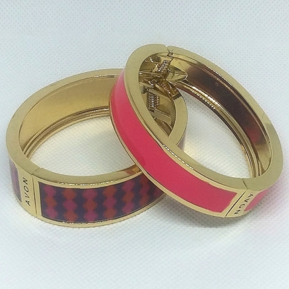 💗HP💗 AVON 2017 Joyful Beautiful Bangle Set NIB Vintage retired design hinged …